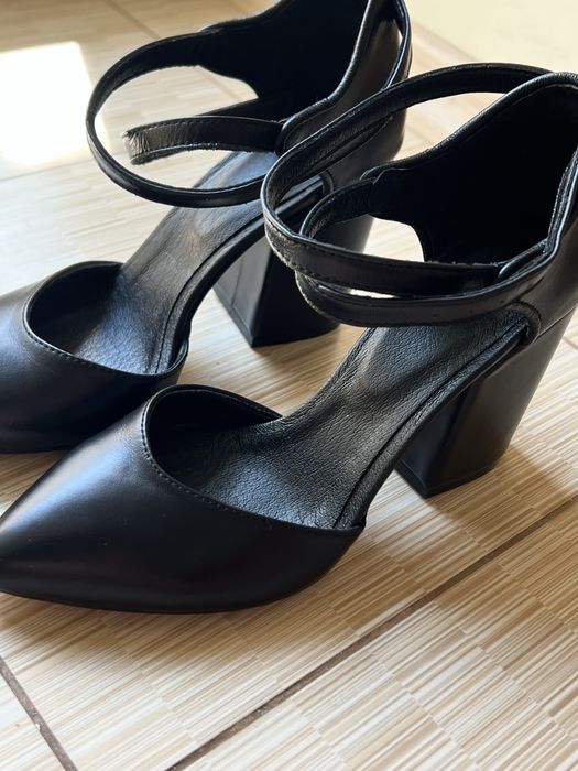 Туфлі-човники чорні