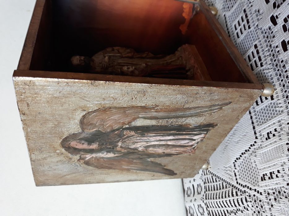 Oratório com sagrada familía pintada à mão Ana Monteiro