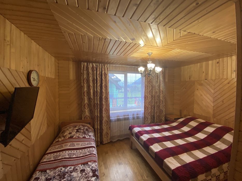 Житло кваси, вцентрі, біля санаторію «Гірська Тиса»