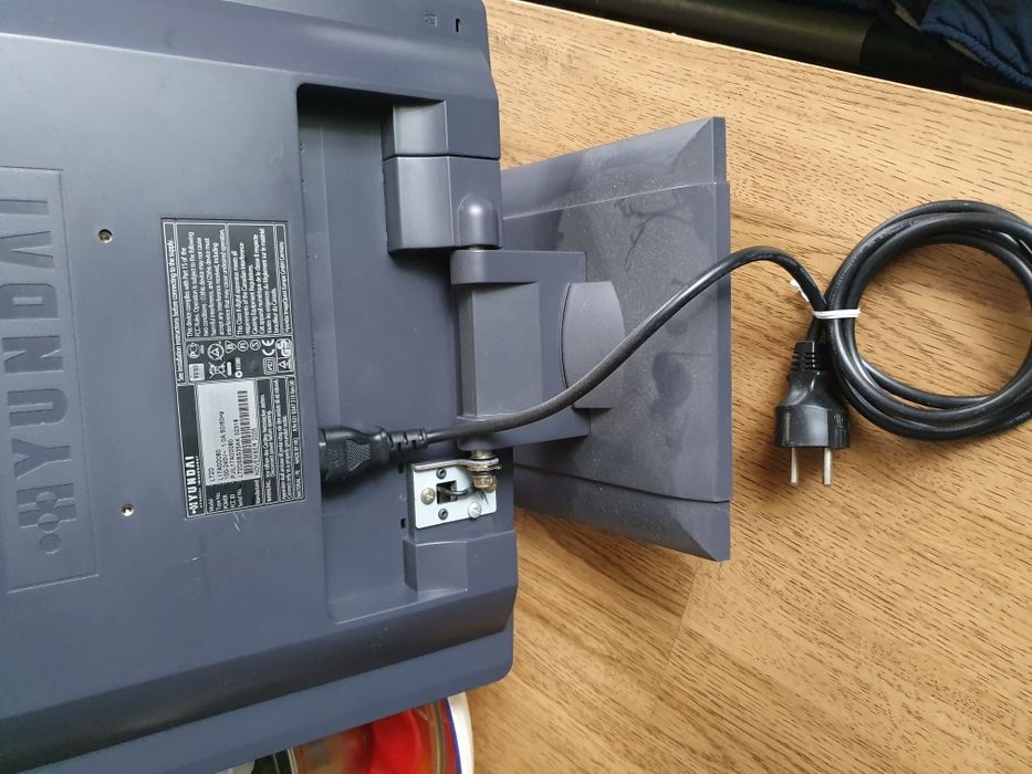 Monitor komputerowy Hyundai