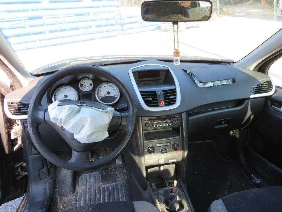 Peugeot 207 1.4HDi de 2007 - Peças Usadas
