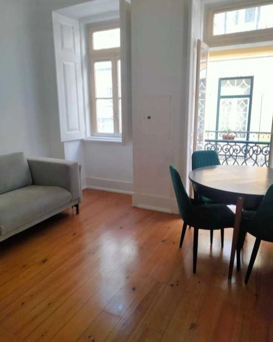Apartamento com terraço no coração do Bairro da Graça