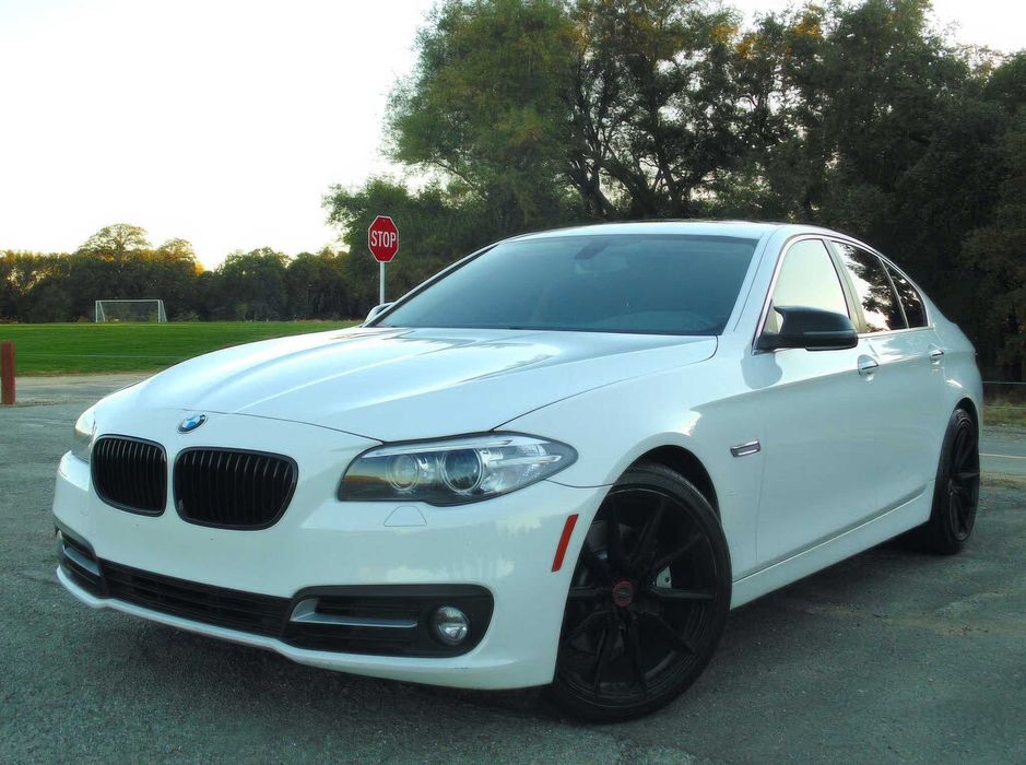 BMW 5 Series 535i      2015