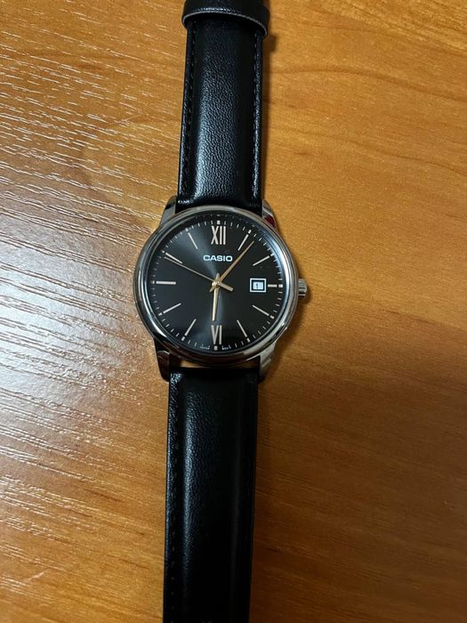 Часы ручные Casio