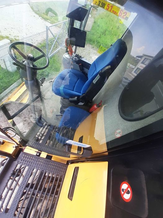 Kombajn New Holland CX5080 Elevation