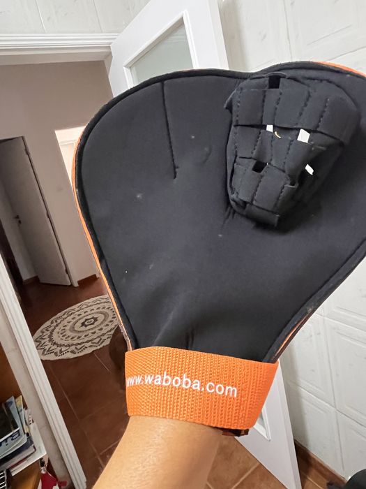 Bolas que saltam na água