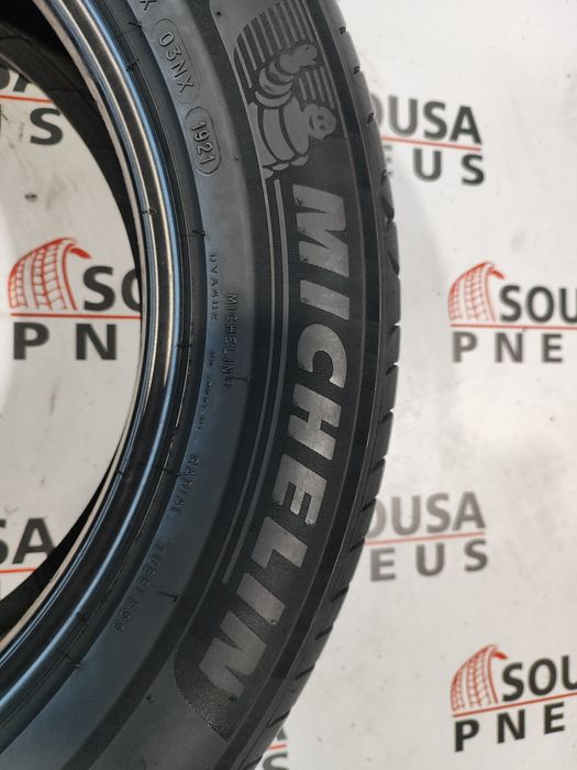 2 pneus semi novos 215-60R17 Michelin - Oferta dos Portes