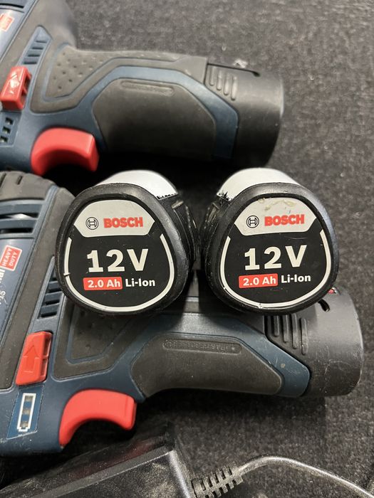 Zestaw wkrętarek Bosch Professional GSR 12V-15 – 2 szt. + 4 akumulatory
