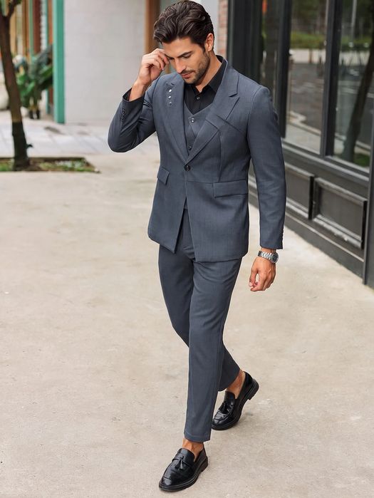 Garnitur męski trzyczęściowy szary slim fit wizytowy biznesowy SHEIN
