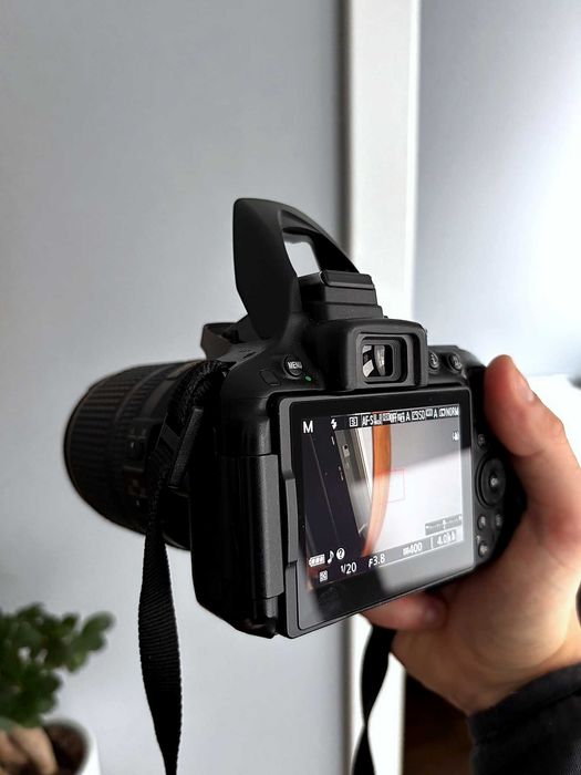 Lustrzanka Nikon D5300 + 18-140mm VR + torba Lowepro | zestaw