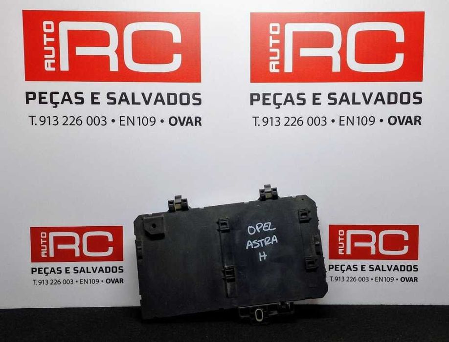 Caixa Fusíveis / SAM / BSI 5DK008669-52 - OPEL ASTRA H Combi