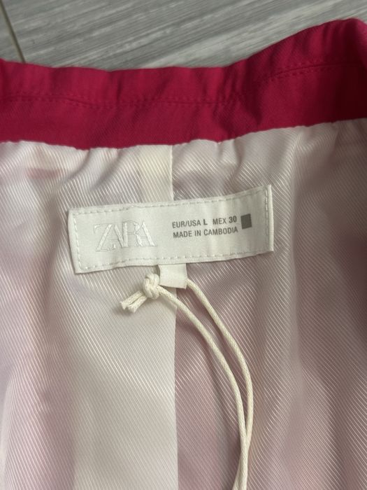 Костюм Zara.