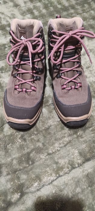 Черевики Quechua waterproof 40р.