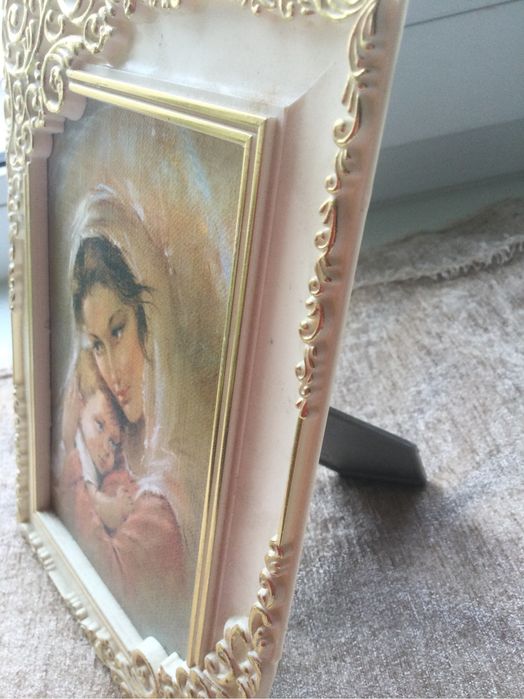 Картинка в рамці матір і дитина