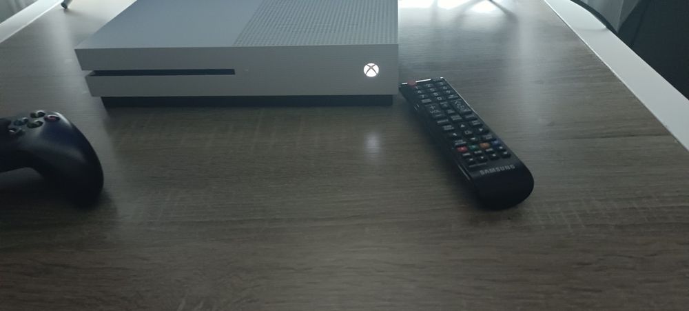 Xbox one s gra pad