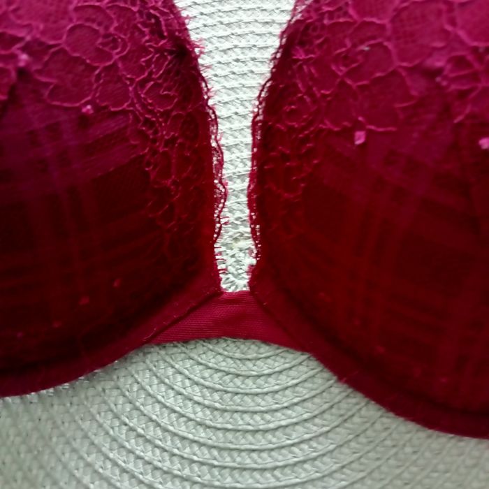 Biustonosz push up, koronkowy, bordo Victoria's Secret 80D