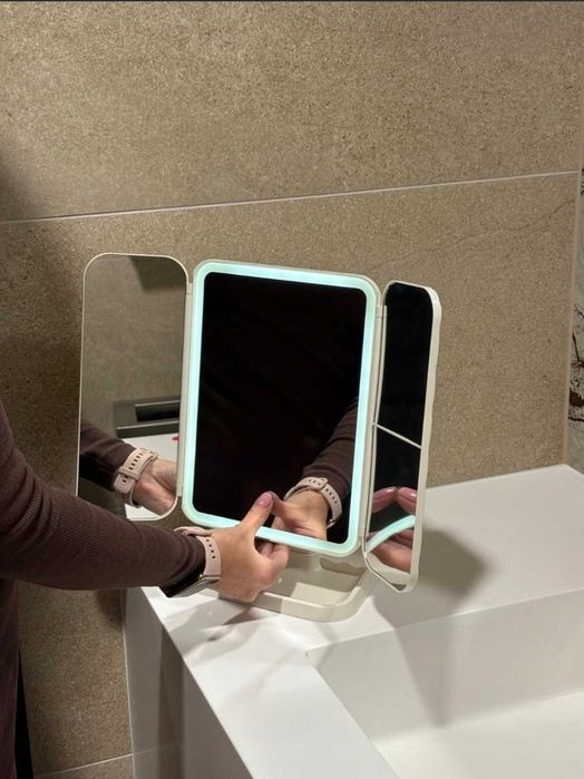 NOWE lusterko podświetlane kosmetyczne LED make-up do makijażu PREZENT