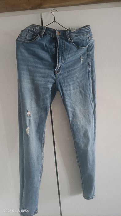 Sprzedam spodnie damskie jeansy