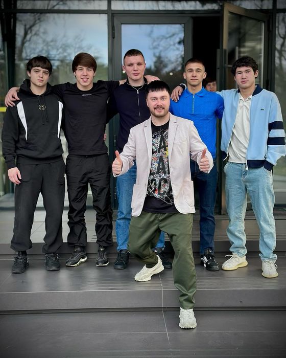 Ведучий Ведущий не дорого на свадьбу Киев ,Тамада,диджей ,