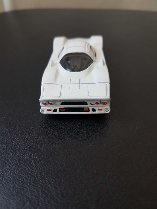 Hot wheels  nissan  R390 Gt1 resorak Nowy