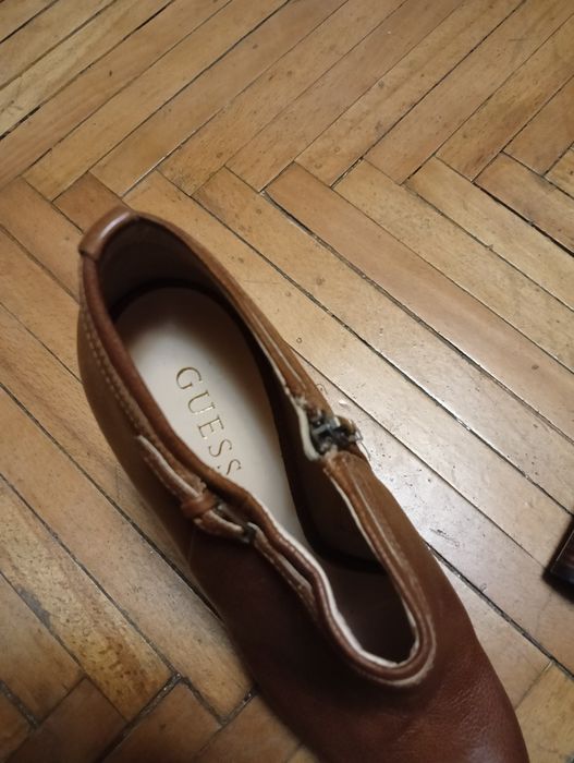 Кожаные ботинки Guess, размер 40