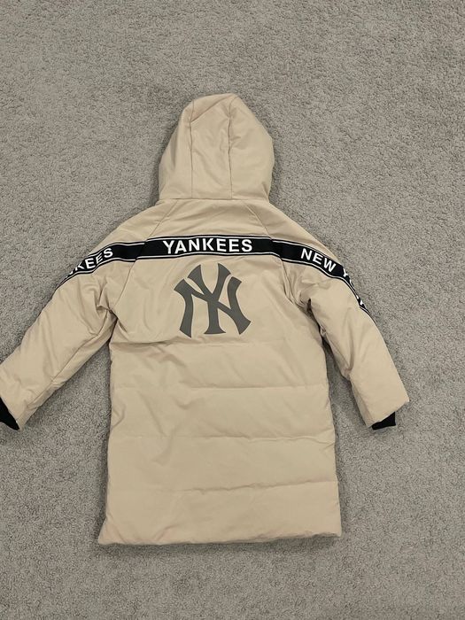 Курточка зимова