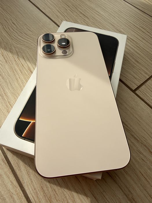 Продам iPhone 16 Pro Max 256 Neverlock Desert Titanium