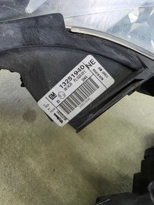 lampa lamy przód przednie Opel Vectra C lift Europa 07rok oryginalne