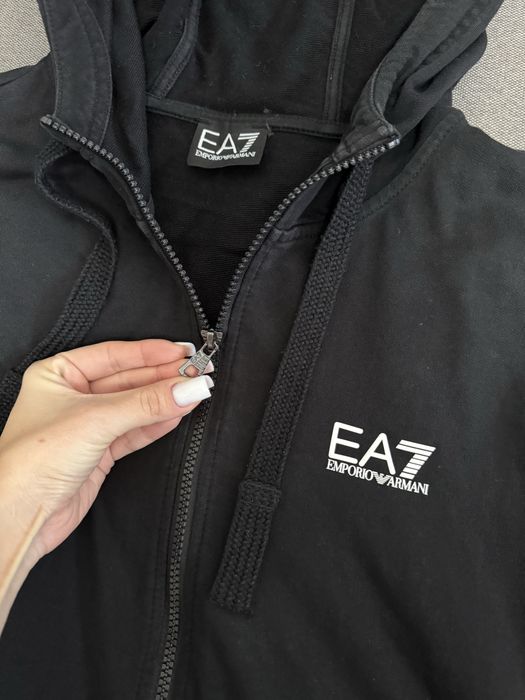 Костюм emperio armani розмір Л