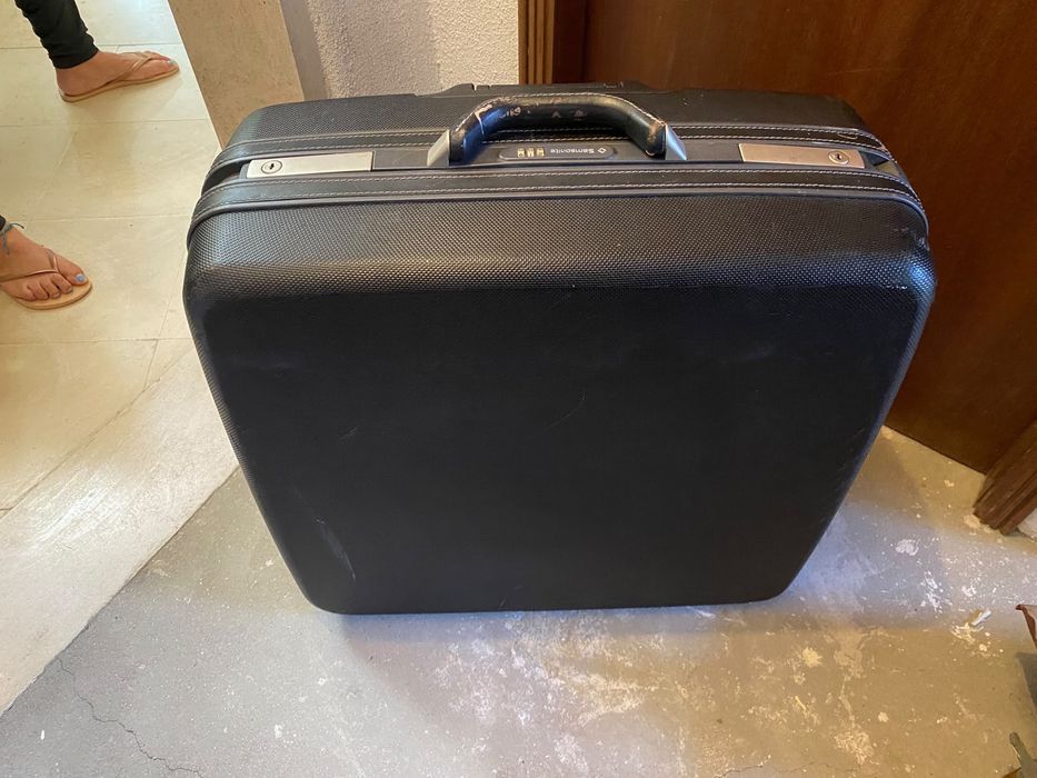 Malas de viagem Samsonite rígidas – venda em conjunto ou separado
