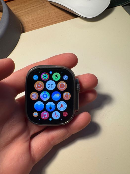 Apple Watch Ultra 49mm Titanium Cellular