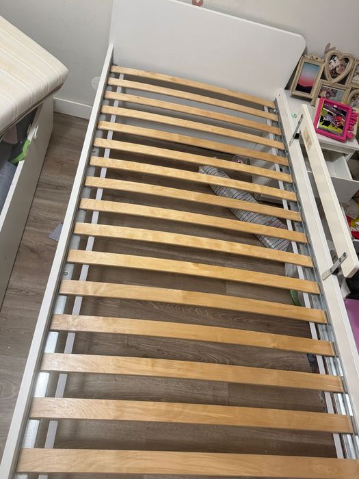 Camas SLÄKT com colchões