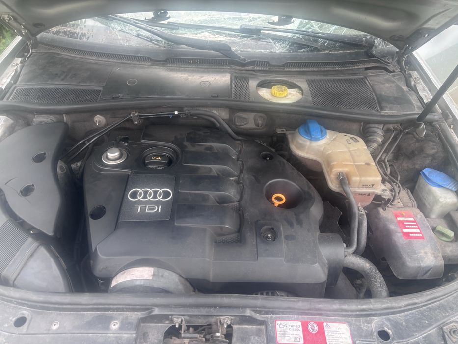 AUDI  A6 C5 находу