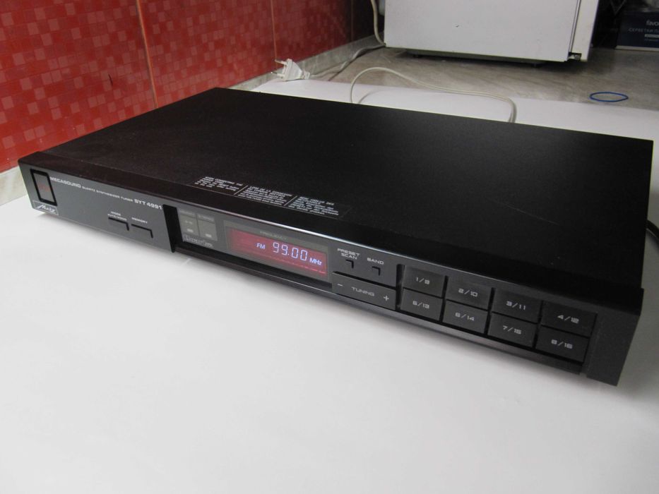 METZ SYT-4991 HI-FI - AM/FM Тюнер *Mecasound (made in Germany)