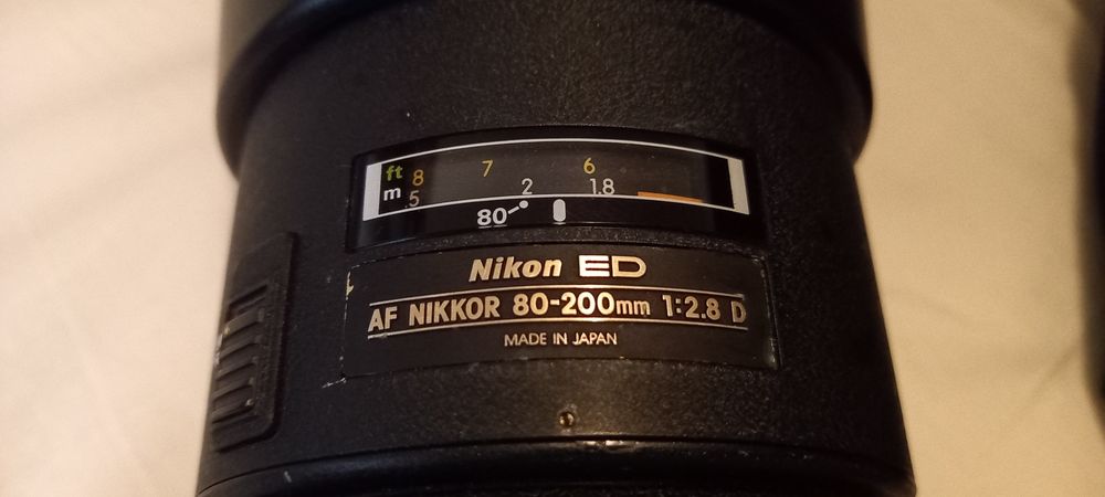 Nikon D610 + lente Nikon 80-200 ED 1:2,8 +Flash Nikon SB600 + mochila