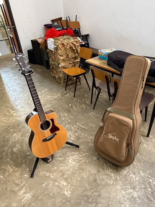Guitarra acústica Taylor 214 Ce