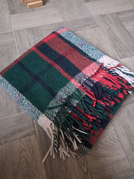 Плед- шарф,стильно і тепло.