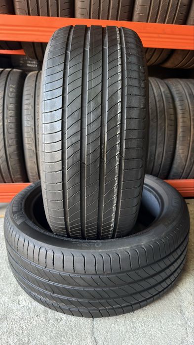 Pneus 245/45r19 Michelin Primacy 4 com 75% piso