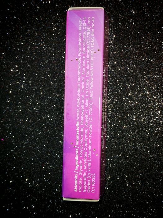 Nowe kosmetyki Stars from the Stars brokat liner pisak