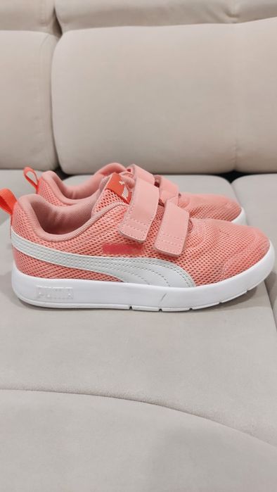 Buty dla dziewczynki roz. 31,5 firmy Puma