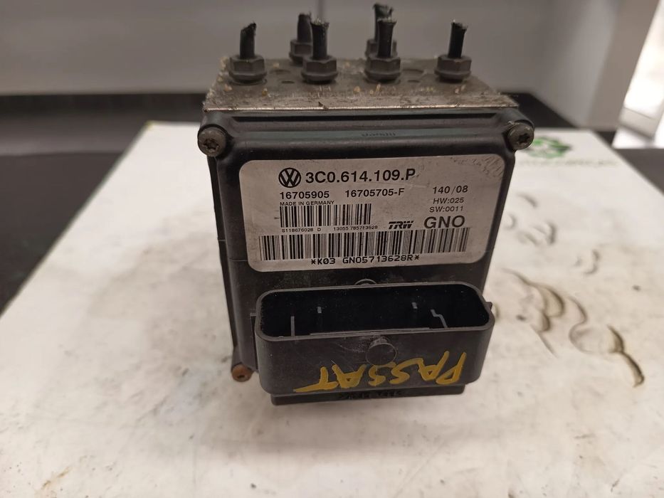 Modulo ABS Volkswagen Passat REF: 3C0614109P