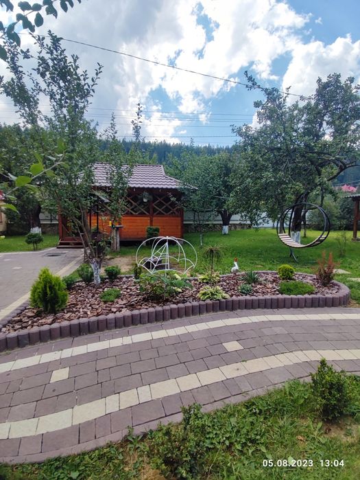 Котедж "Ясень" з кухнею на 3 номери 2 санвузли