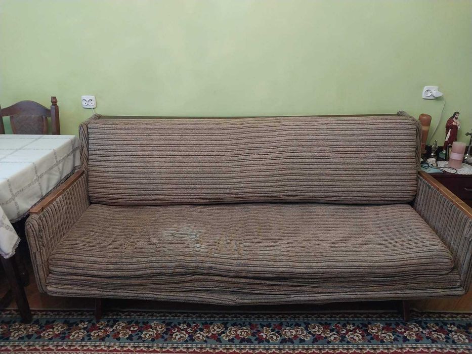 Диван ліжко меблі