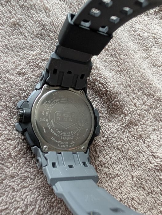 Zegarek Casio Gravitymaster solar