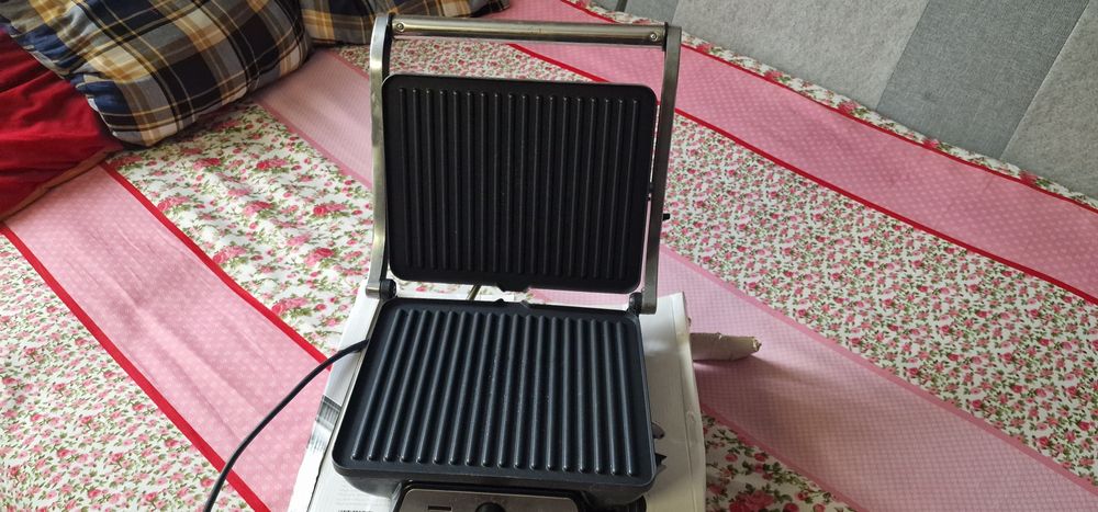 Grill elektryczny Hoffen 2000W (Model EG-0304) z pudełkiem
