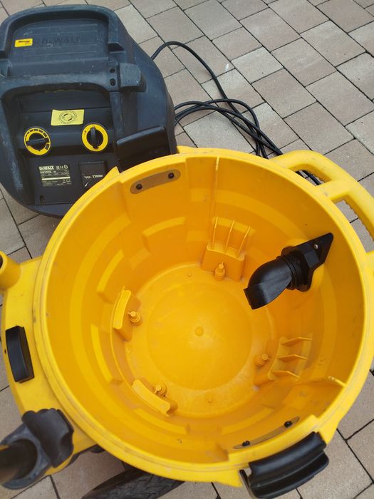 DeWALT DWV902L-QS – odkurzacz przemysłowy 38 l, klasa L