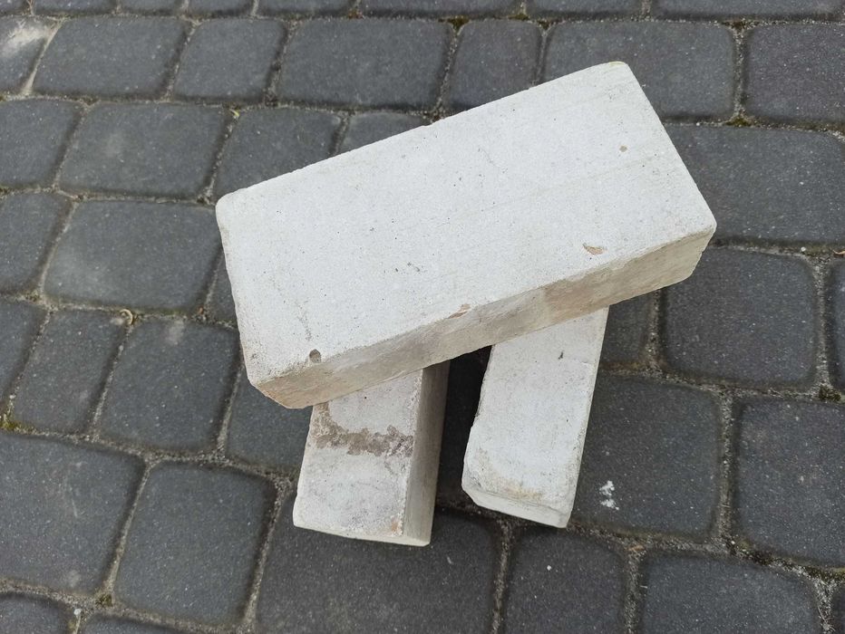 Cegła biała silikatowa