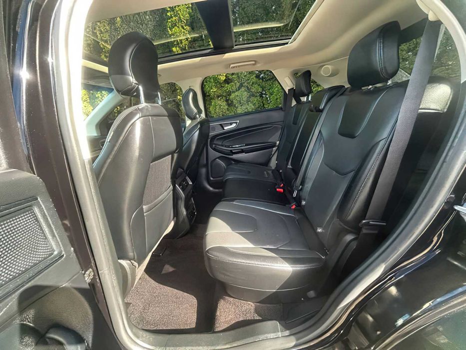 Ford Edge Titanium      2019