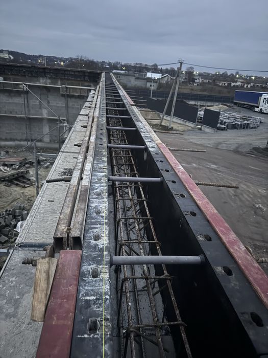 Опалубка дрібнощитова пластикава Geoplast Italia, оренда та продаж