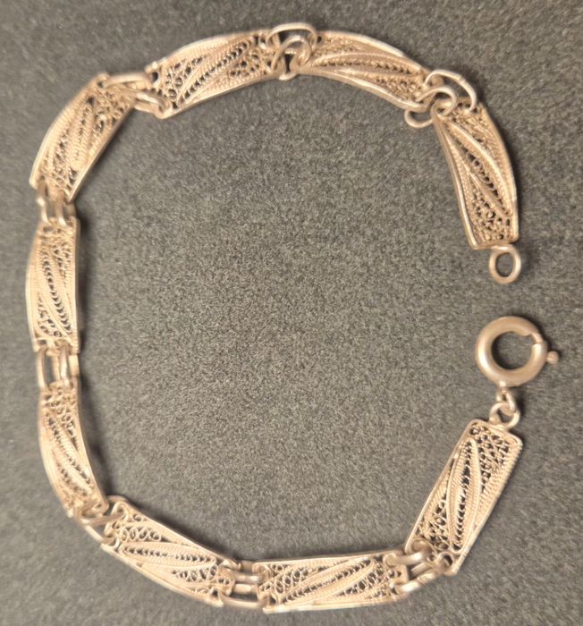 Pulseira em prata filigrana